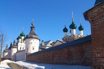 «Золотой тур» по старейшим городам России