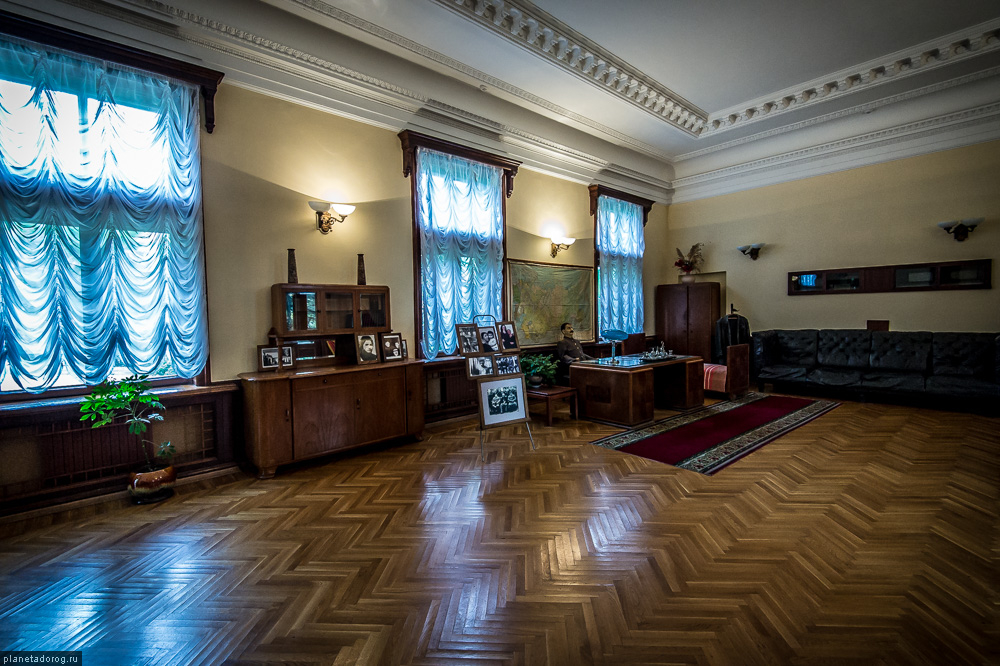 Дача товарища Сталина