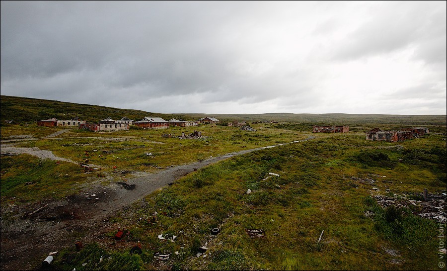 Заброшенный посёлок Большое Озерко на полуострове Рыбачий