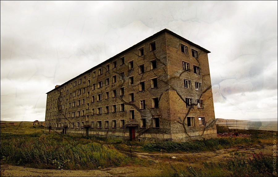 Заброшенный посёлок Большое Озерко на полуострове Рыбачий