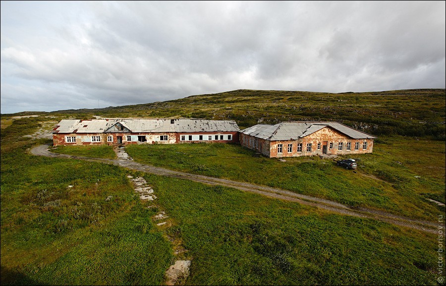 Заброшенный посёлок Большое Озерко на полуострове Рыбачий