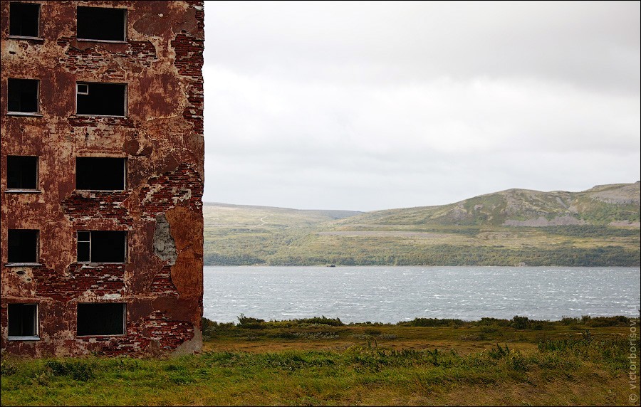 Заброшенный посёлок Большое Озерко на полуострове Рыбачий